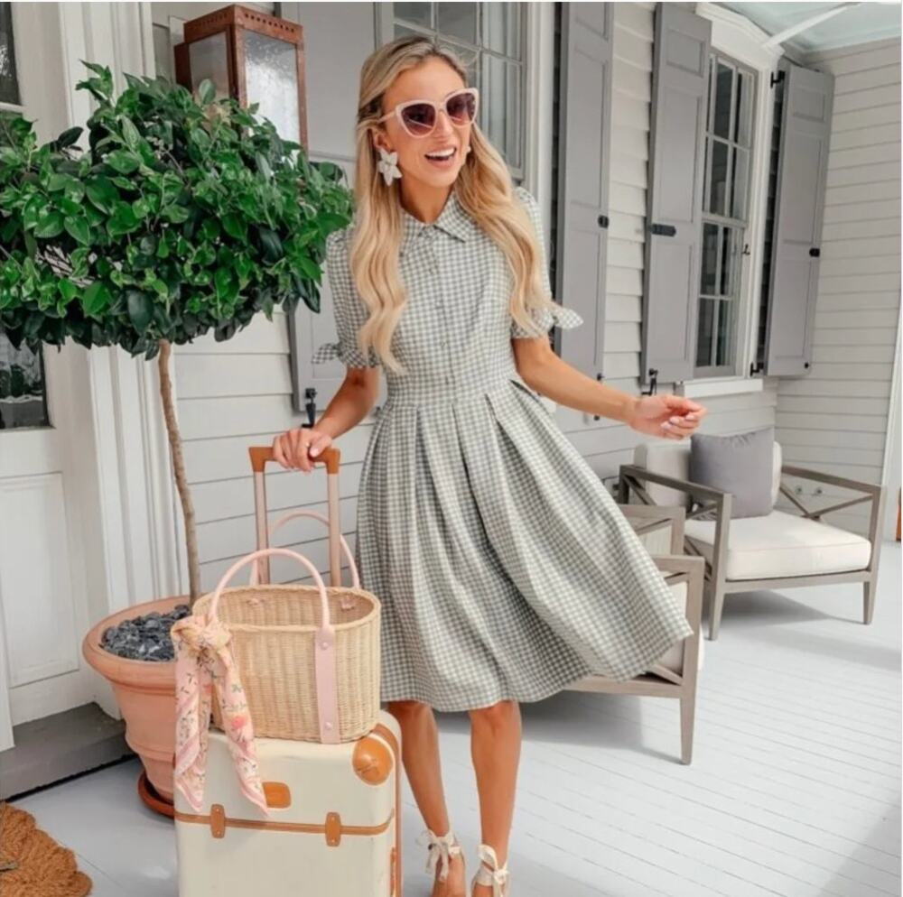Gal Meets Glam Delilah Gingham Pleated Fit & Flare Midi Dress Green Cream Size 6